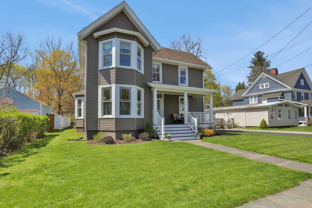 181 Washington Avenue, Kingston, NY 12401 - Photo 2 of 38