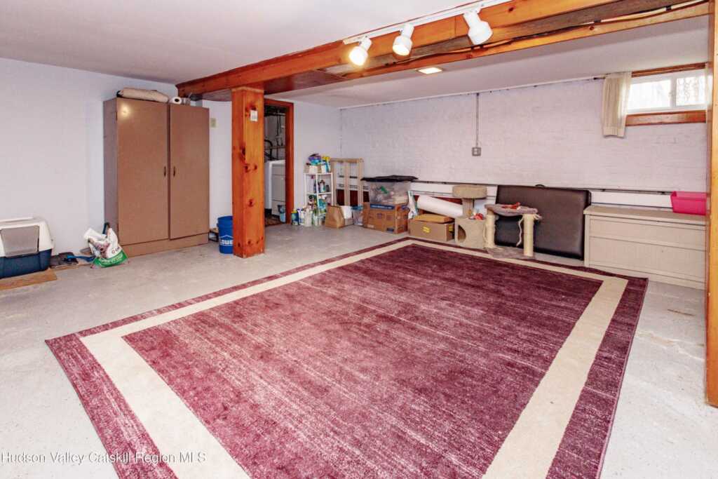 192 Delaware Street, Saugerties, NY 12477 - Photo 25 of 32