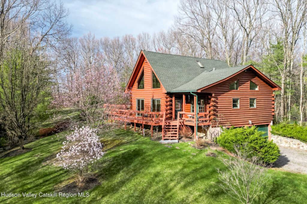 1225 Josephs Boulevard, Saugerties, NY 12477