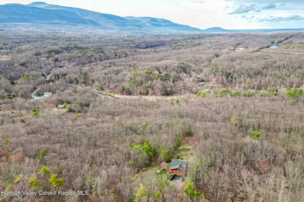 1225 Josephs Boulevard, Saugerties, NY 12477 - Photo 26 of 30