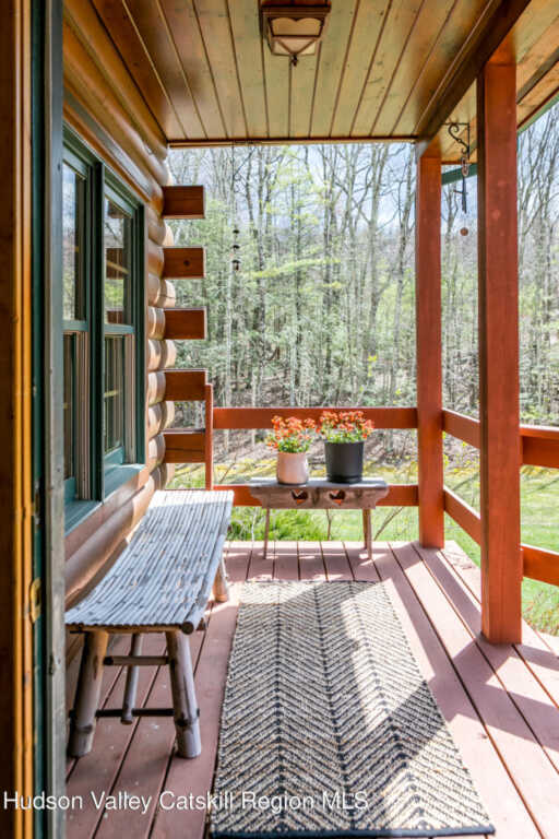 1225 Josephs Boulevard, Saugerties, NY 12477 - Photo 4 of 30