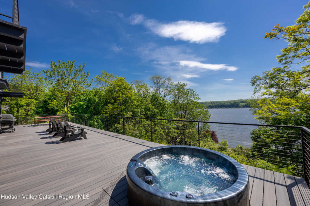 72 Fiero Road, Saugerties, NY 12477 - Photo 3 of 31