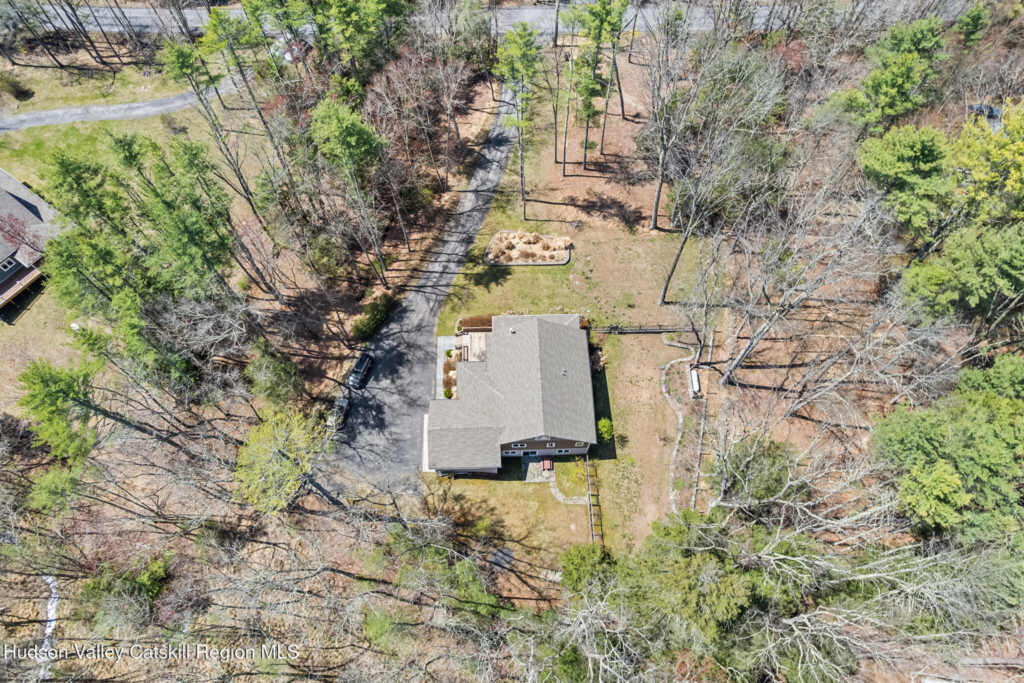 220 John Joy Road, Woodstock, NY 12498 - Photo 6 of 44