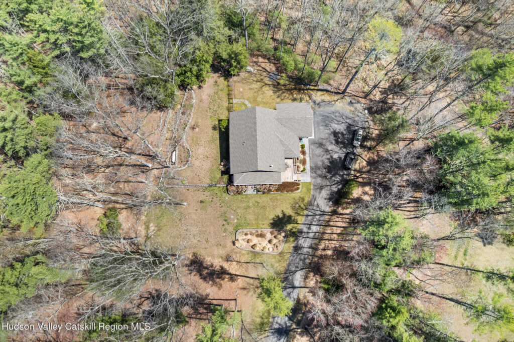 220 John Joy Road, Woodstock, NY 12498 - Photo 8 of 44