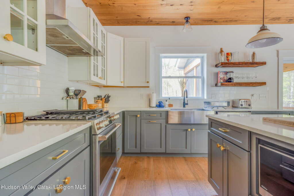 51 Houtman Road, Saugerties, NY 12477 - Photo 8 of 44