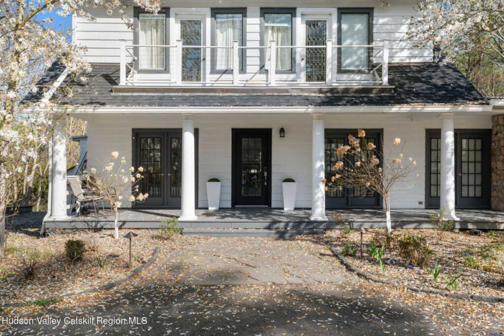 1659 Route 212, Saugerties, NY 12477 - Photo 4 of 50