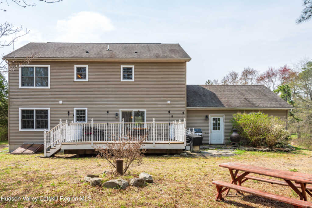 226 Blue Mountain Road, Saugerties, NY 12477 - Photo 3 of 32