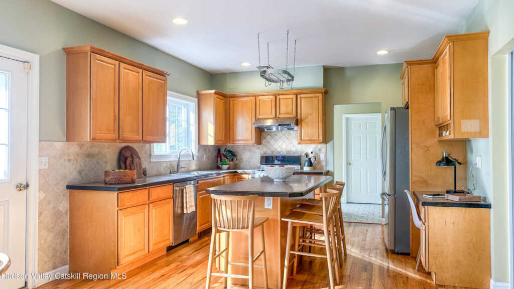6 Dubois Road, New Paltz, NY 12561 - Photo 7 of 25
