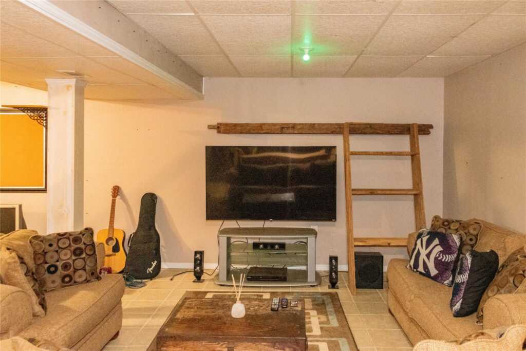 226 Blue Mountain Road, Saugerties, NY 12477 - Photo 26 of 32