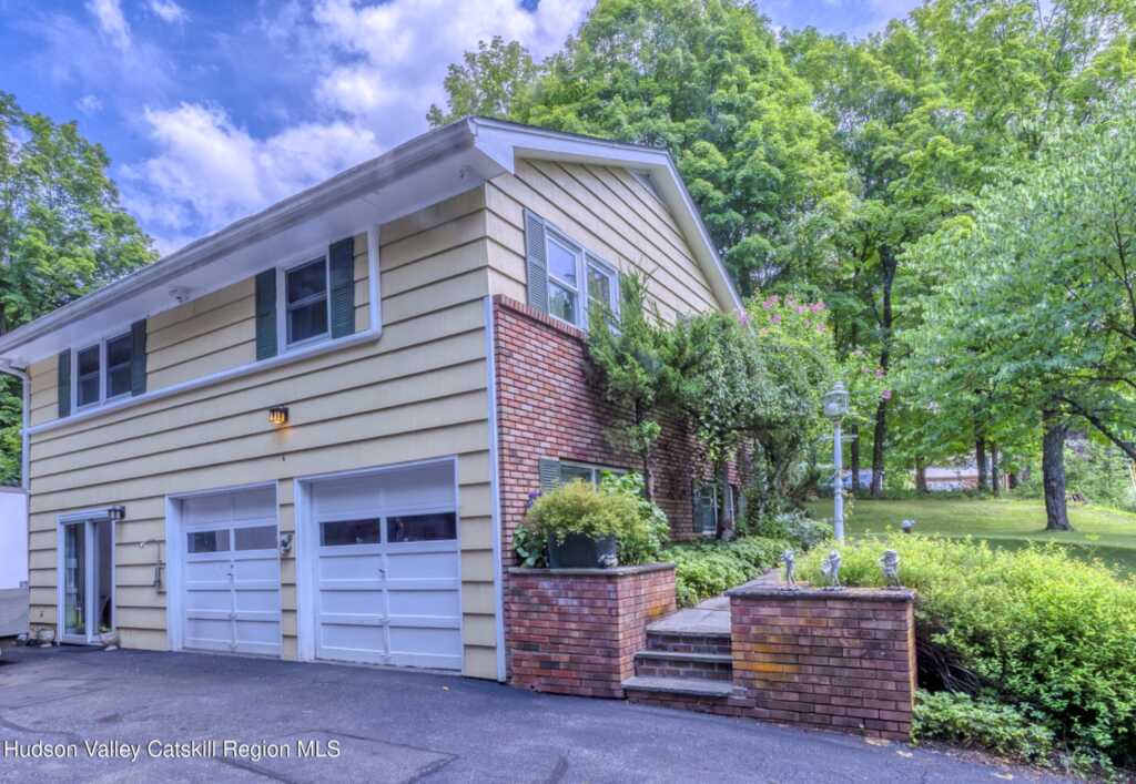 152 Flower Hill, Kingston, NY 12401 - Photo 42 of 50