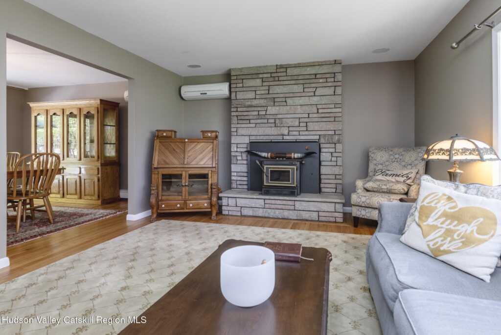 152 Flower Hill, Kingston, NY 12401 - Photo 5 of 50