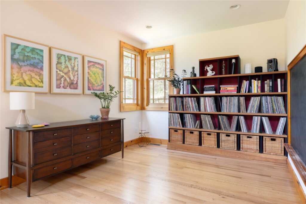 15 Old Farm Road, Rhinebeck, NY 12572 - Photo 23 of 35