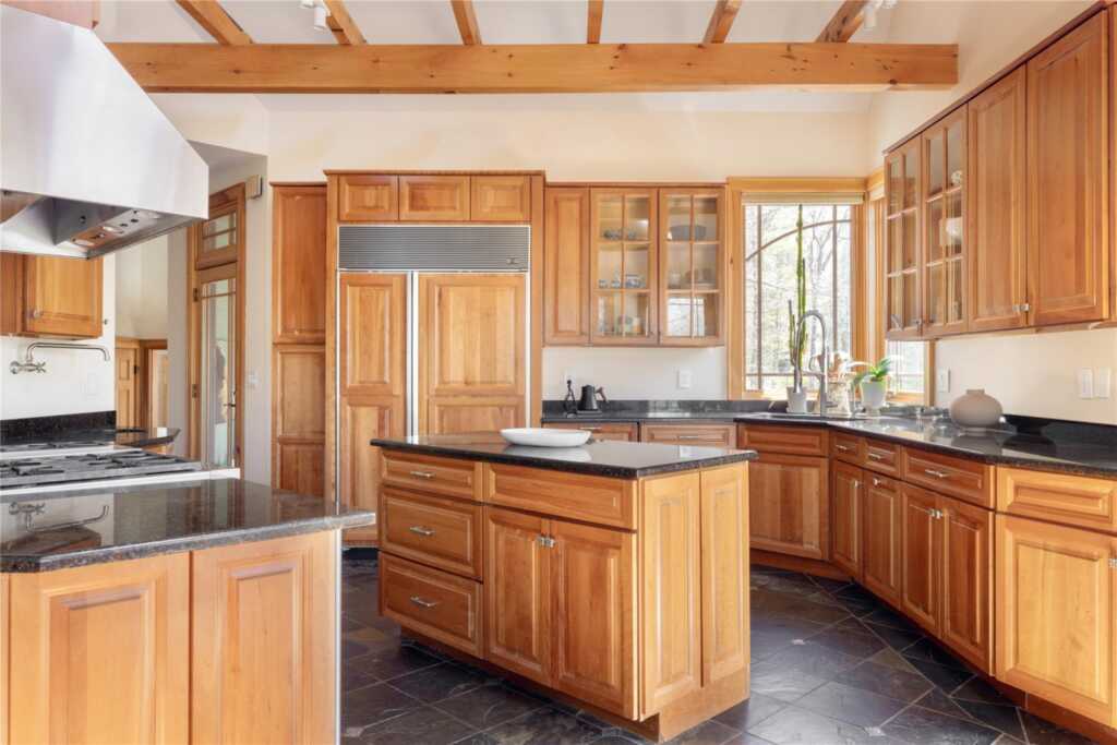 15 Old Farm Road, Rhinebeck, NY 12572 - Photo 9 of 35