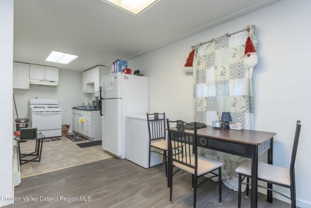 190 1st Avenue, Kingston, NY 12401 - Photo 10 of 33