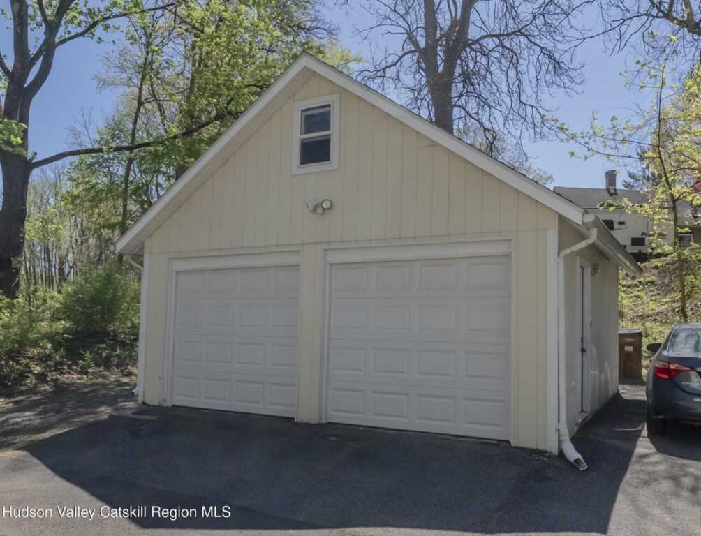 190 1st Avenue, Kingston, NY 12401 - Photo 28 of 33