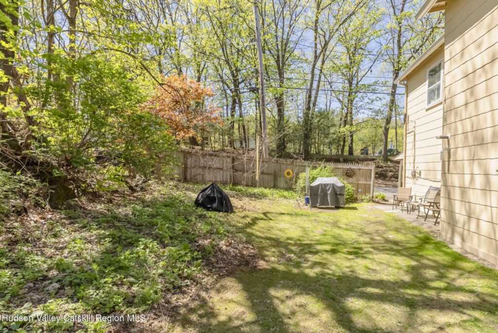 190 1st Avenue, Kingston, NY 12401 - Photo 5 of 33