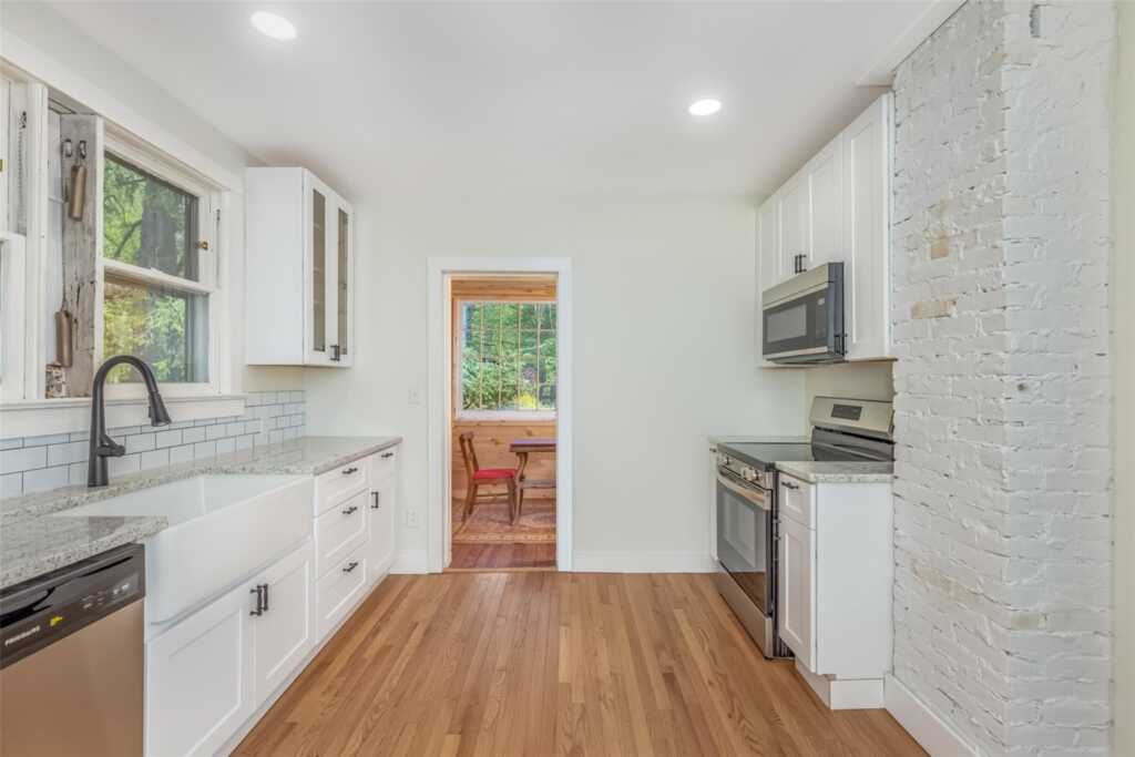 40 Lower Byrdcliffe Road, Woodstock, NY 12498 - Photo 7 of 34