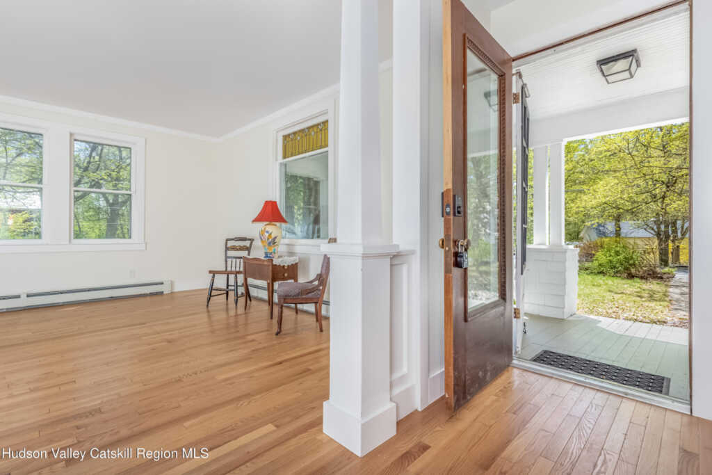 40 Lower Byrdcliffe Road, Woodstock, NY 12498 - Photo 4 of 35