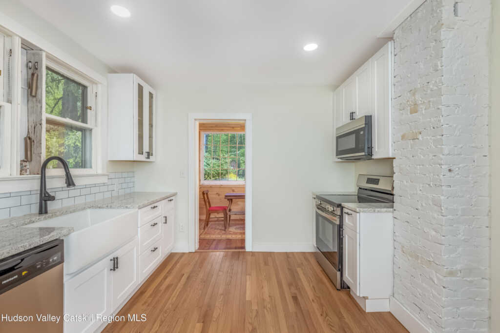 40 Lower Byrdcliffe Road, Woodstock, NY 12498 - Photo 7 of 35