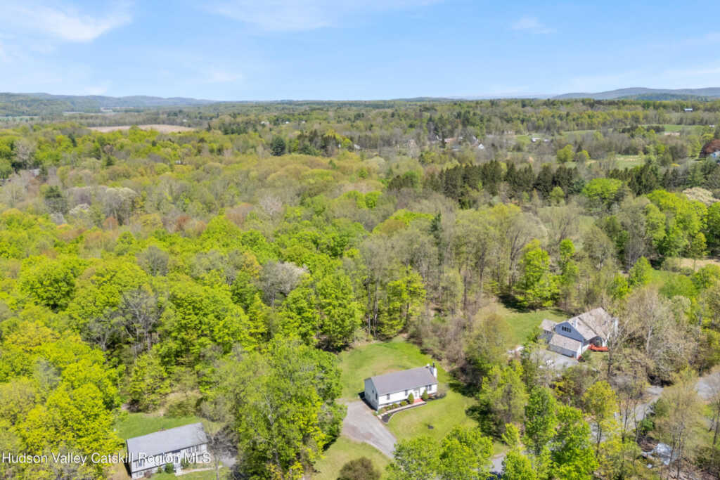 78 Duck Pond Rd, Stone Ridge, NY 12484 - Photo 23 of 25