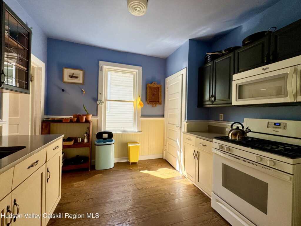 94 Hurley Avenue, Kingston, NY 12401 - Photo 10 of 23