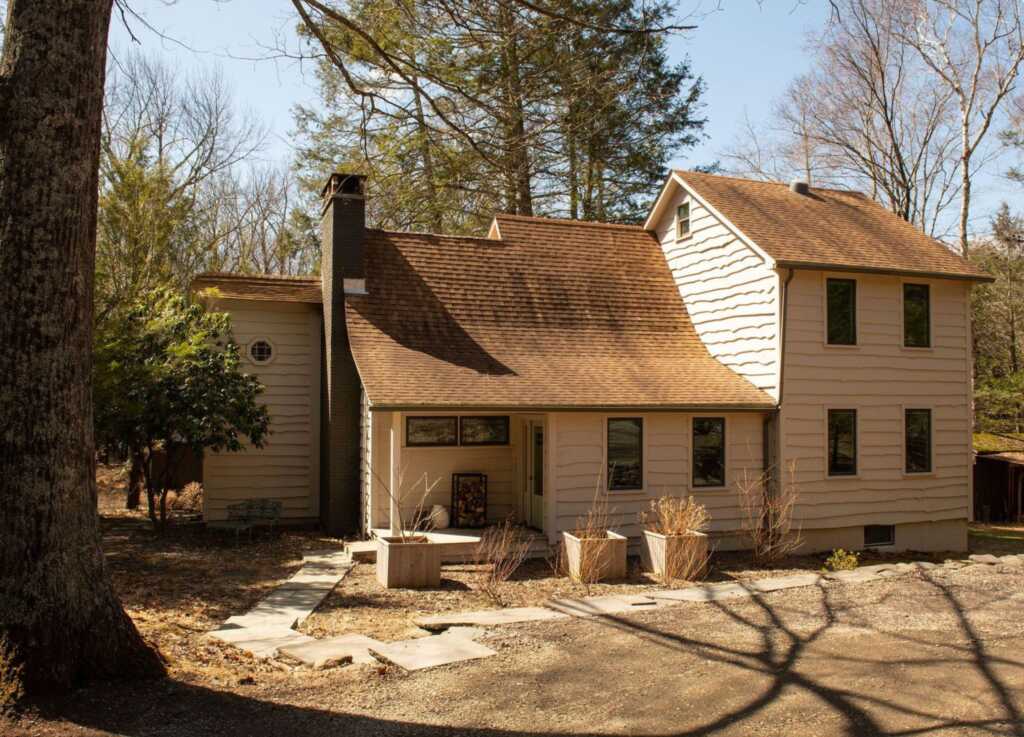 241 Silver Hollow Road, Woodstock, NY 12495 - Photo 2 of 30