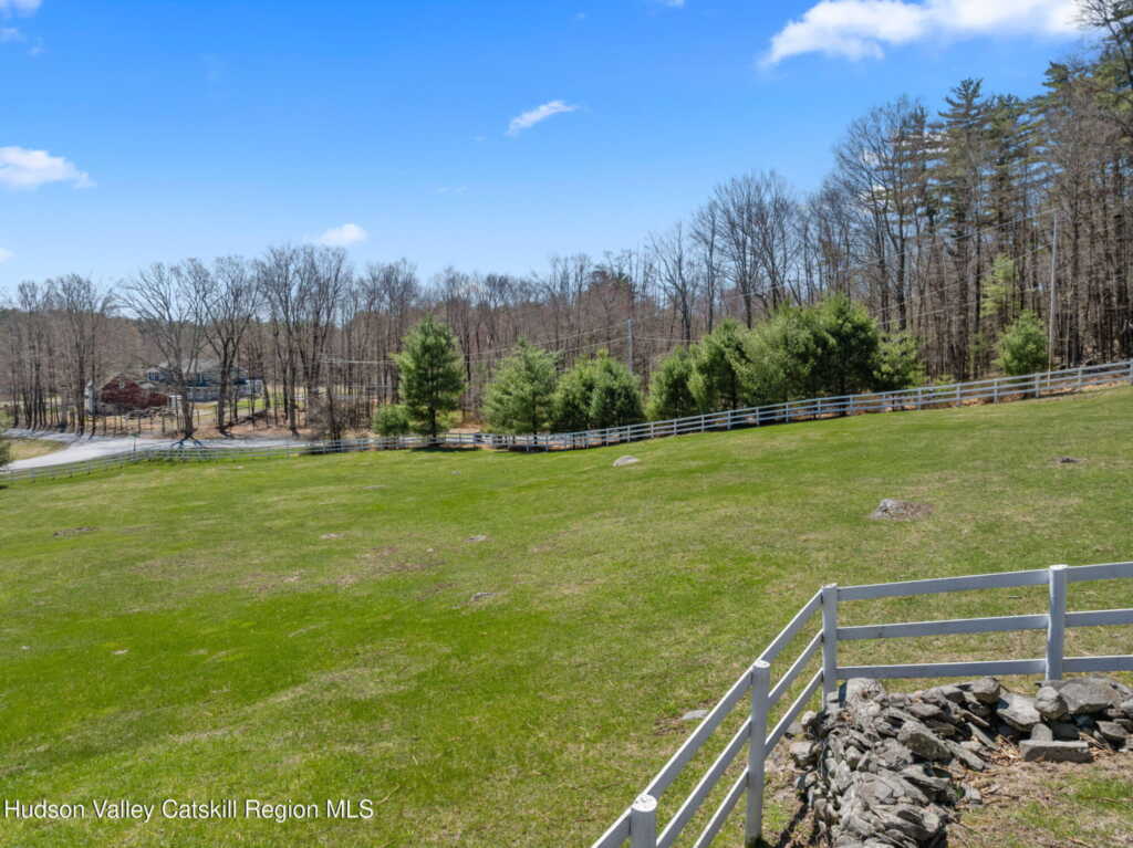 228 Woodland Road, Stone Ridge, NY 12484 - Photo 7 of 50