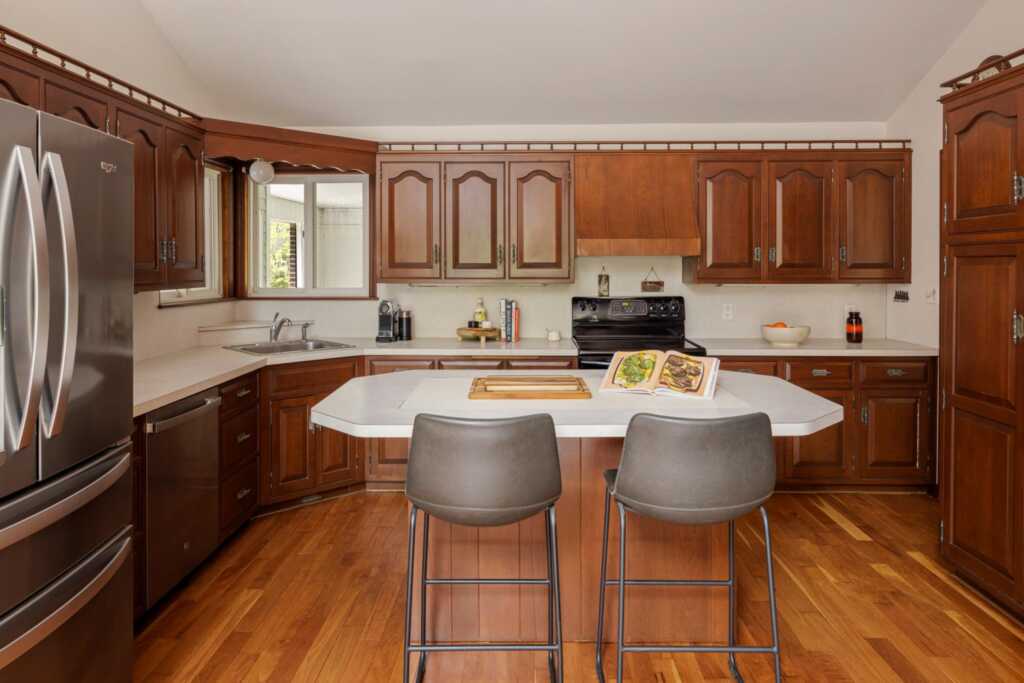 599 Old Wurtemburg Road, Rhinebeck, NY 12572 - Photo 4 of 27