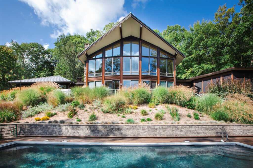 150 Meads Mountain Road, Woodstock, NY 12498