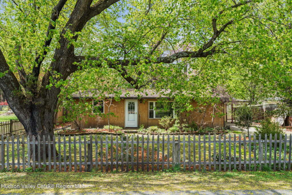 30 Dixon Avenue, Woodstock, NY 12498