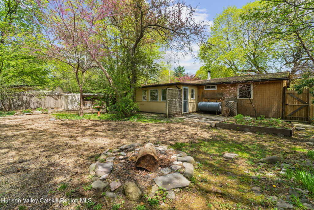 30 Dixon Avenue, Woodstock, NY 12498 - Photo 11 of 47