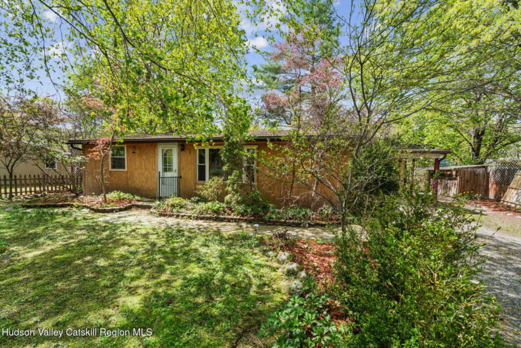 30 Dixon Avenue, Woodstock, NY 12498 - Photo 36 of 47