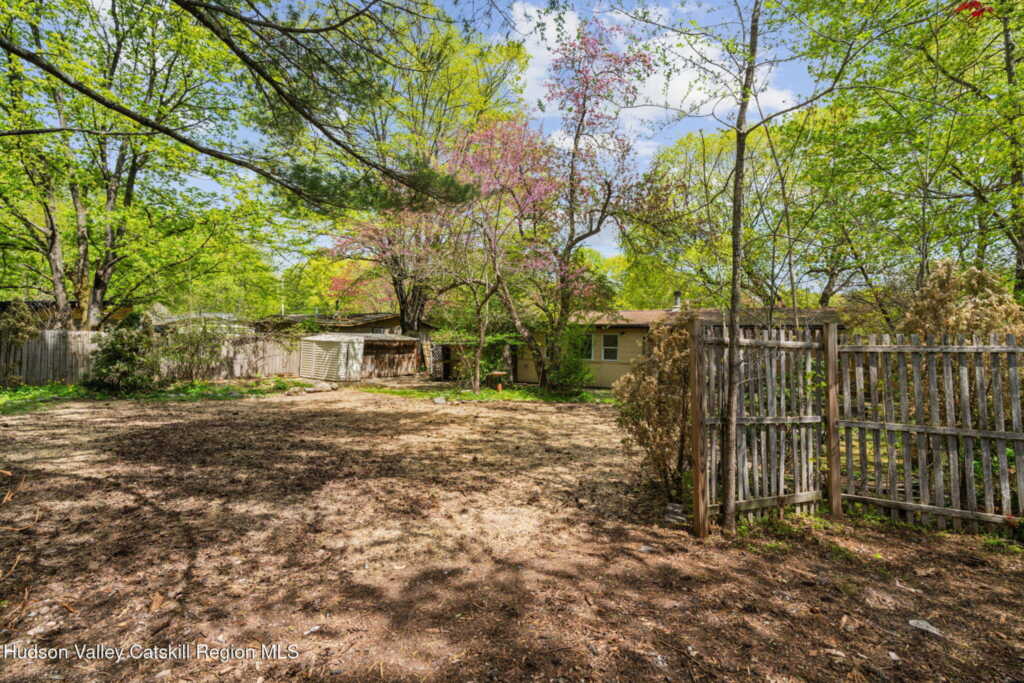 30 Dixon Avenue, Woodstock, NY 12498 - Photo 9 of 47