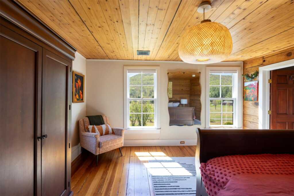 39 Van Wagner Road, Woodstock, NY 12495 - Photo 27 of 47