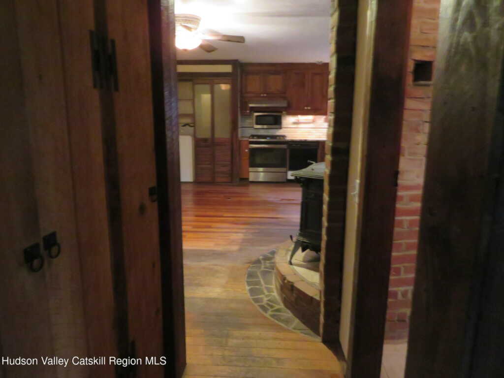 23 Cottonwood Lane, Woodstock, NY 12498 - Photo 14 of 33