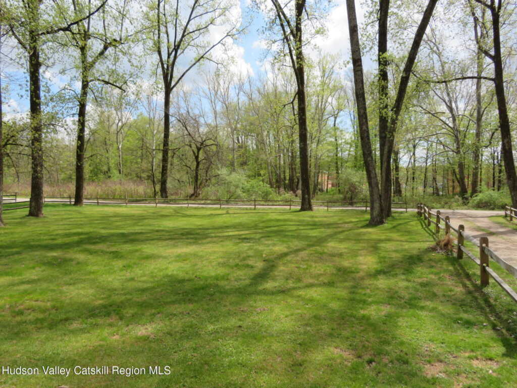 23 Cottonwood Lane, Woodstock, NY 12498 - Photo 2 of 33