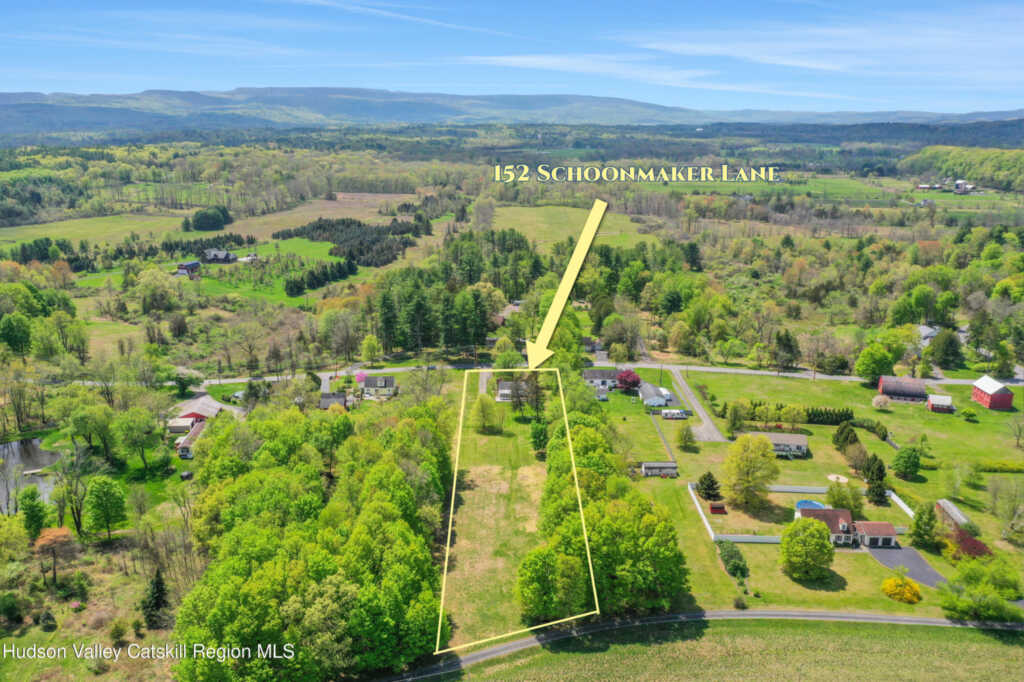 152 Schoonmaker Lane, Stone Ridge, NY 12484 - Photo 3 of 20