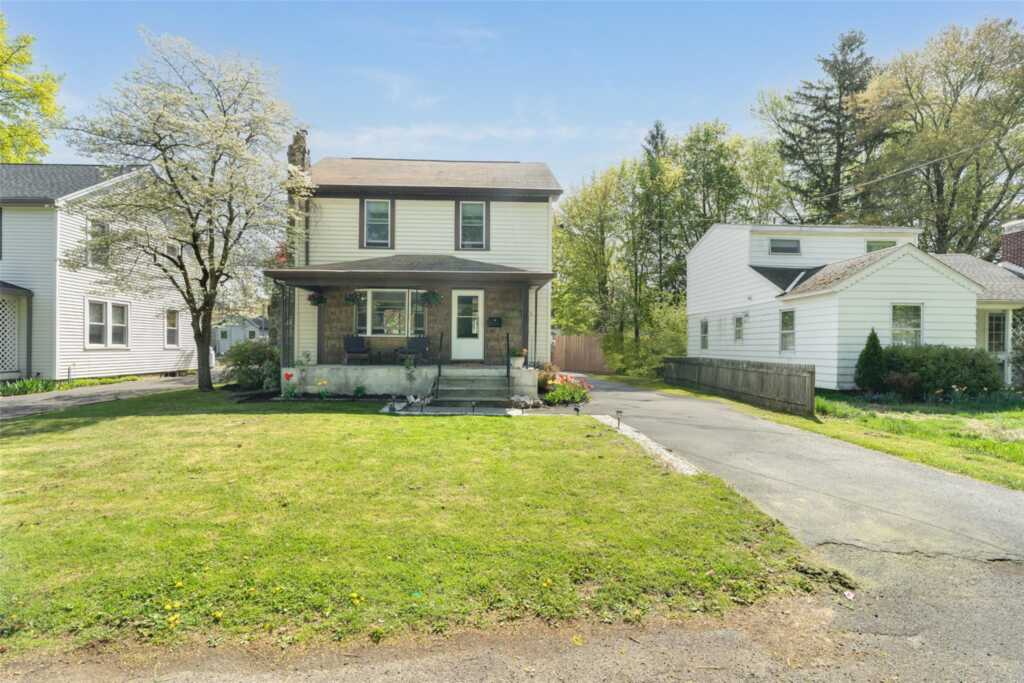 67 Arnett Road, Rhinebeck, NY 12572