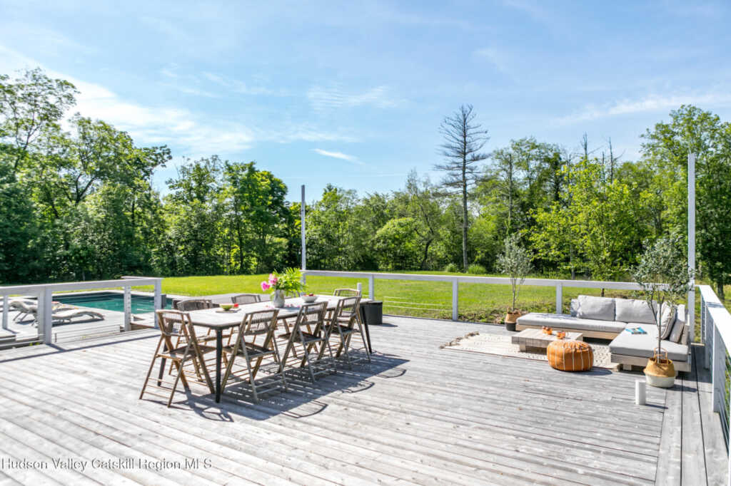 115 Band Camp Road, Saugerties, NY 12477 - Photo 4 of 33