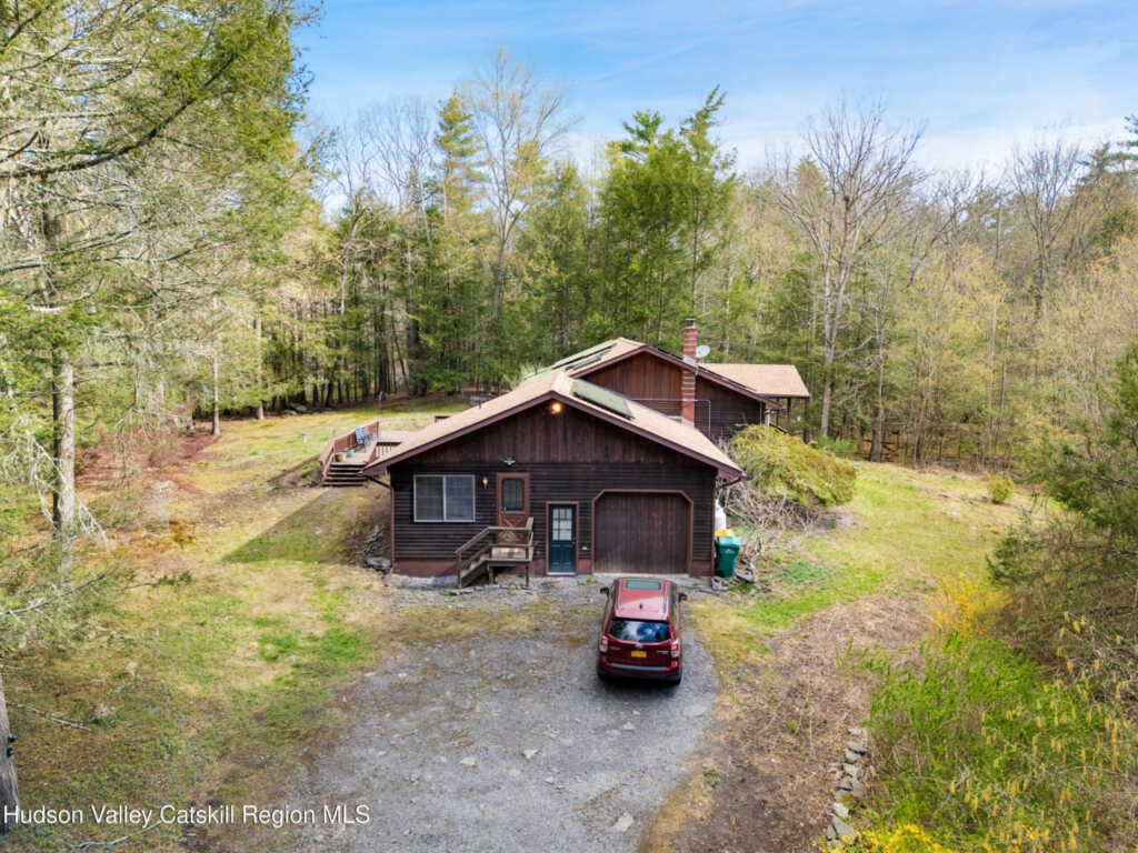 144 John Carle Road, Saugerties, NY 12477 - Photo 6 of 41