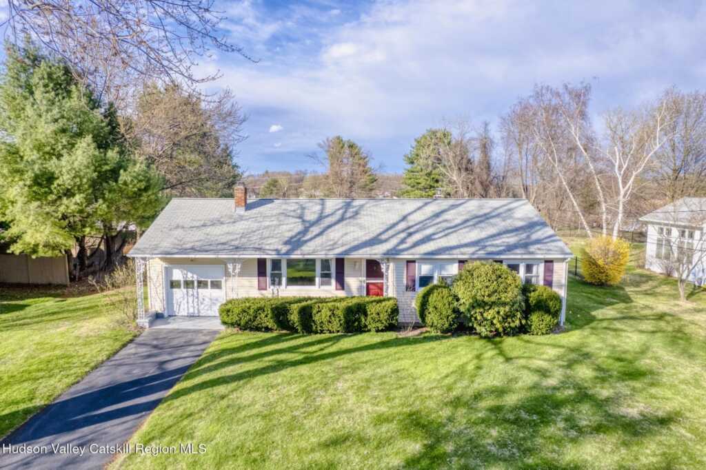 121 Rayna Street, Hurley, NY 12443