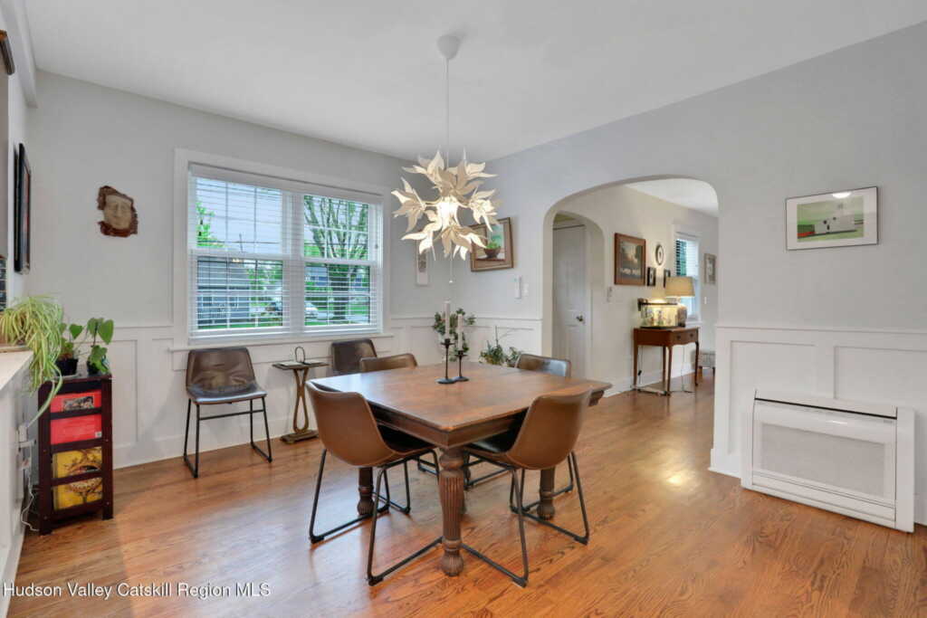 32 Finger Street, Saugerties, NY 12477 - Photo 8 of 31