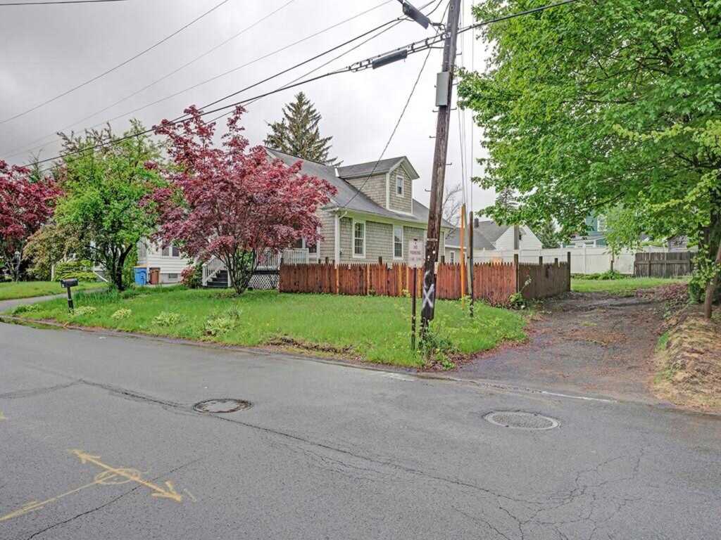 29 Harwich Street, Kingston, NY 12401 - Photo 31 of 37