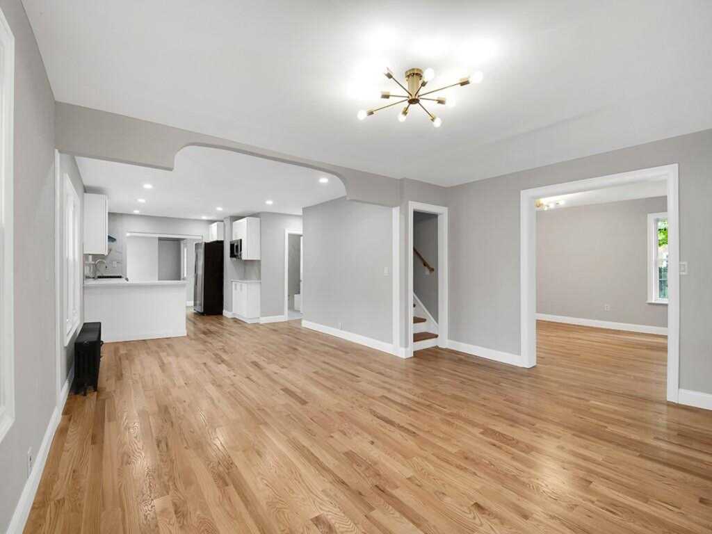 29 Harwich Street, Kingston, NY 12401 - Photo 8 of 37
