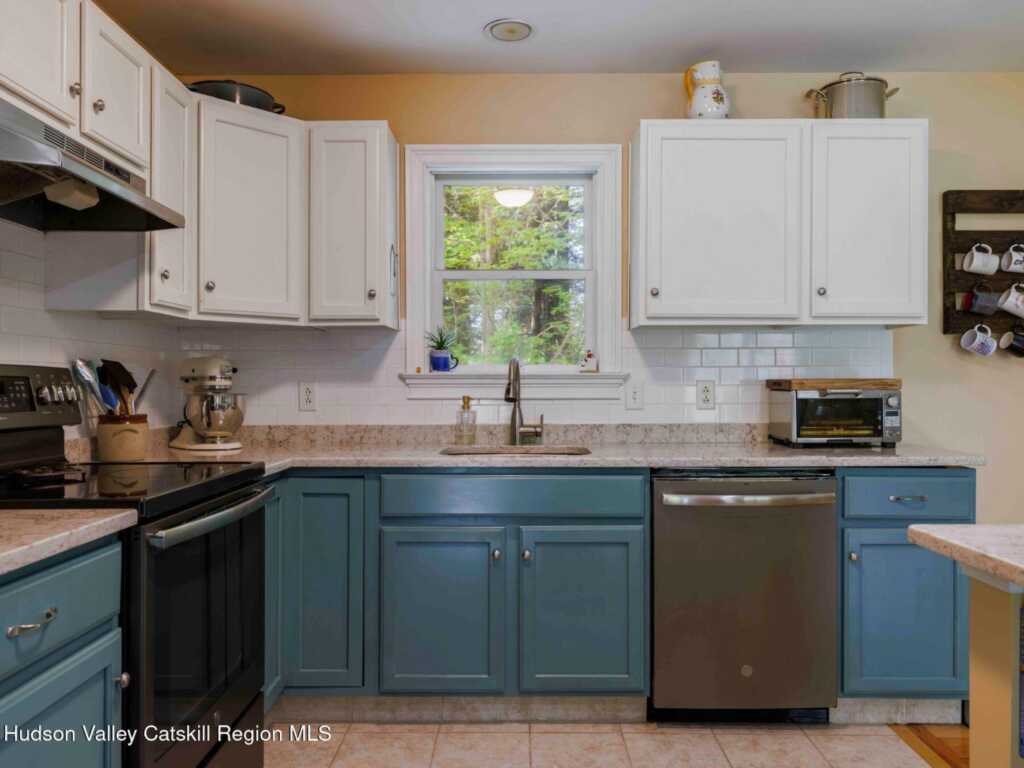 136 Ohioville Road, New Paltz, NY 12561 - Photo 4 of 41