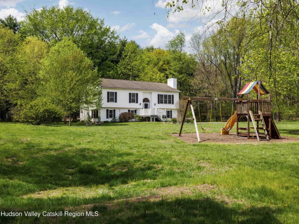 136 Ohioville Road, New Paltz, NY 12561 - Photo 5 of 41