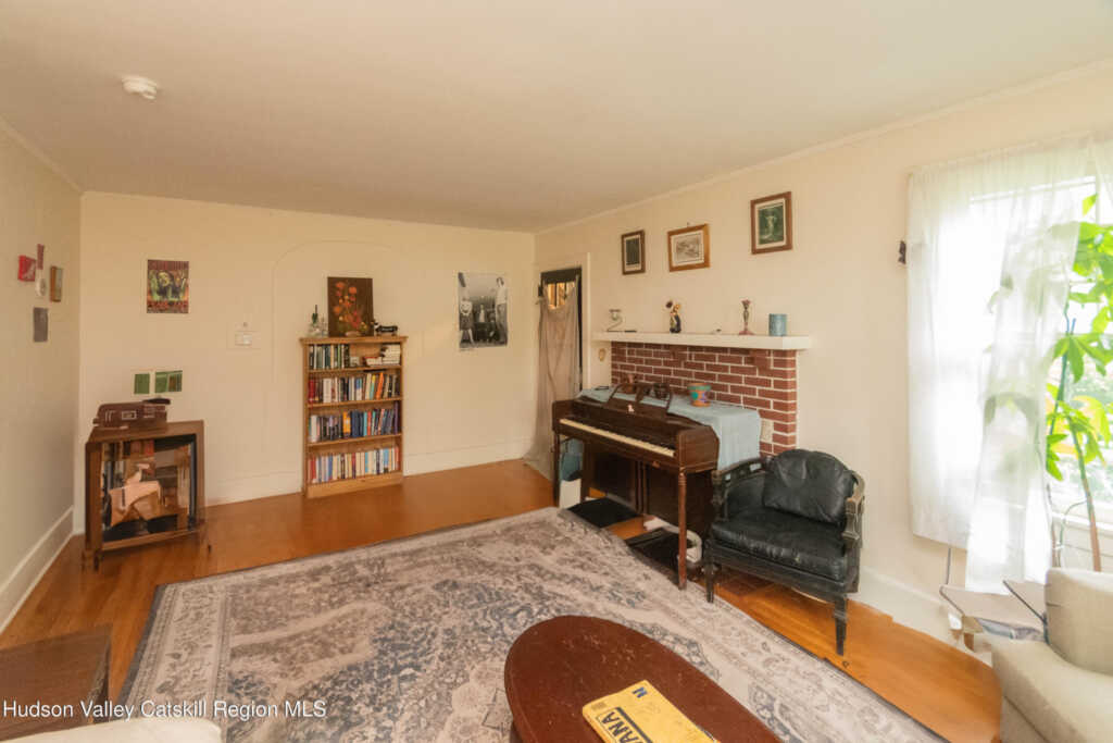 38 Plattekill Avenue Avenue, New Paltz, NY 12561 - Photo 12 of 28