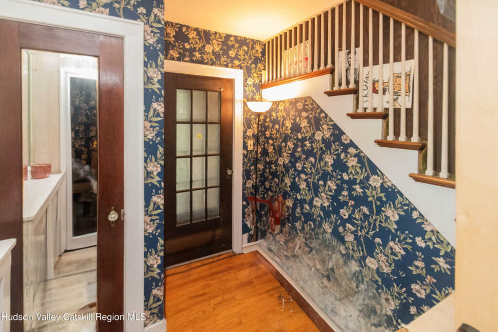 38 Plattekill Avenue Avenue, New Paltz, NY 12561 - Photo 13 of 28
