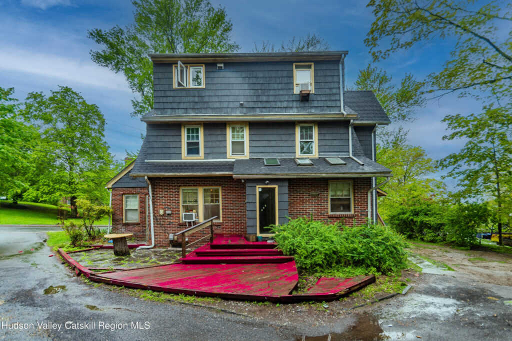 38 Plattekill Avenue Avenue, New Paltz, NY 12561 - Photo 7 of 28