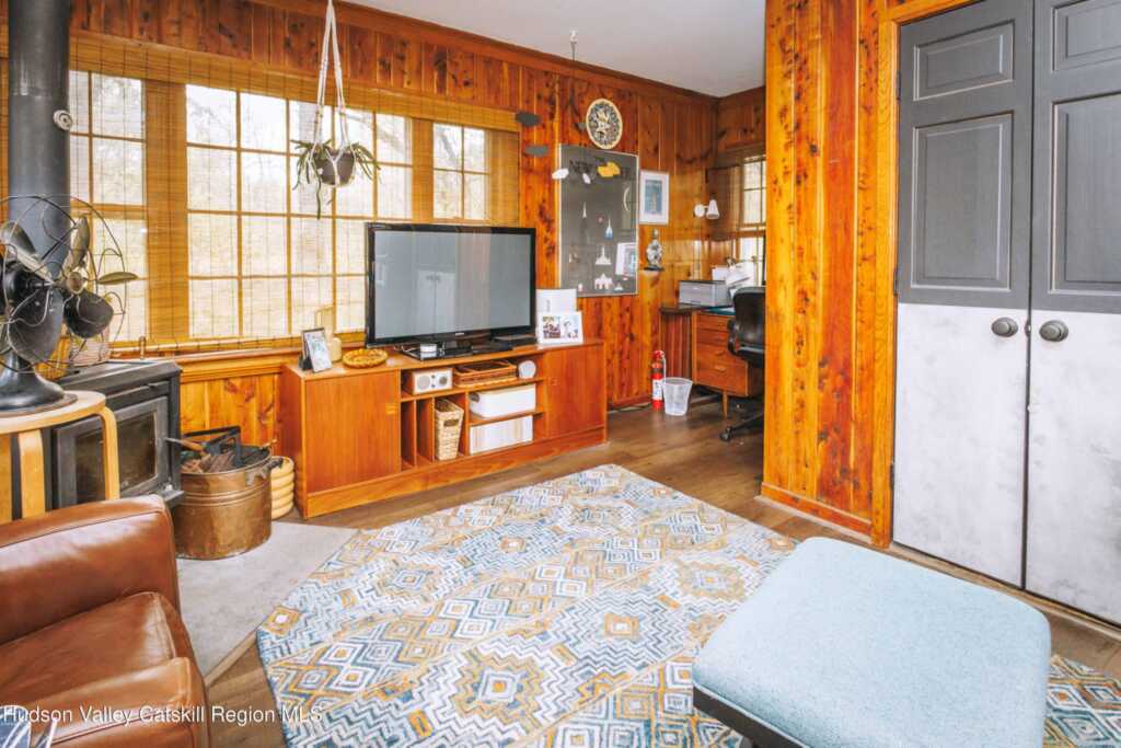 40 Hanzl Lane, Saugerties, NY 12477 - Photo 23 of 39
